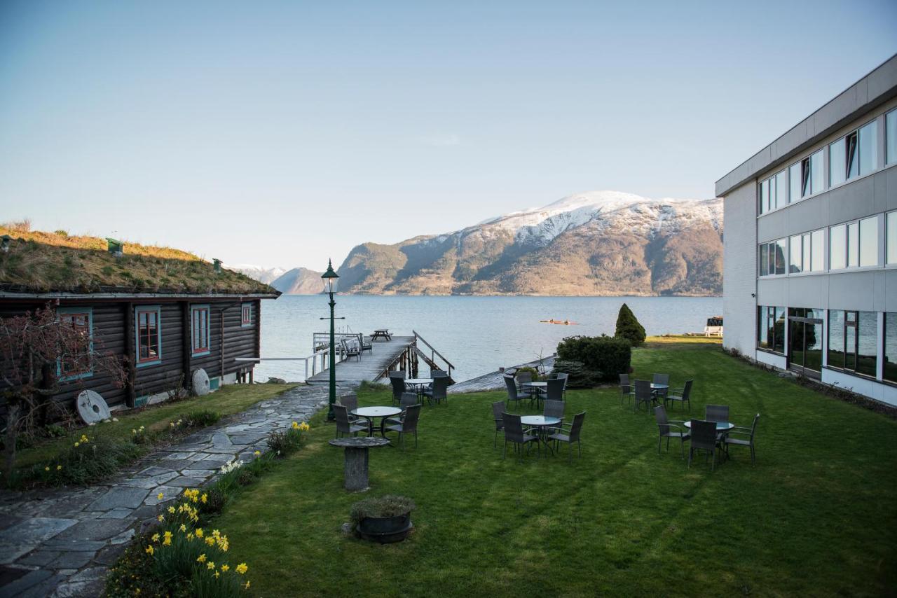 Leikanger Fjordhotel - Unike Hoteller Leikanger (Sogn og Fjordane) Exterior foto