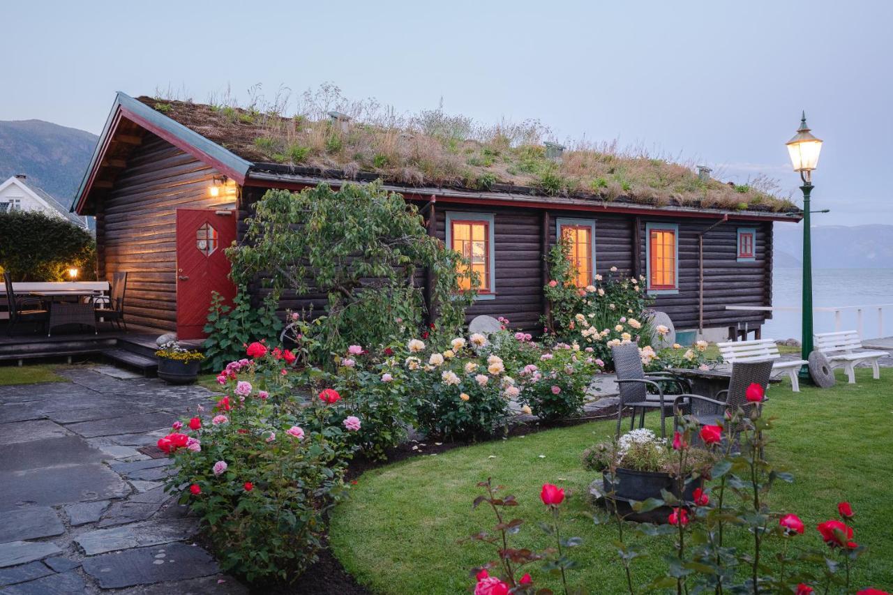 Leikanger Fjordhotel - Unike Hoteller Leikanger (Sogn og Fjordane) Exterior foto