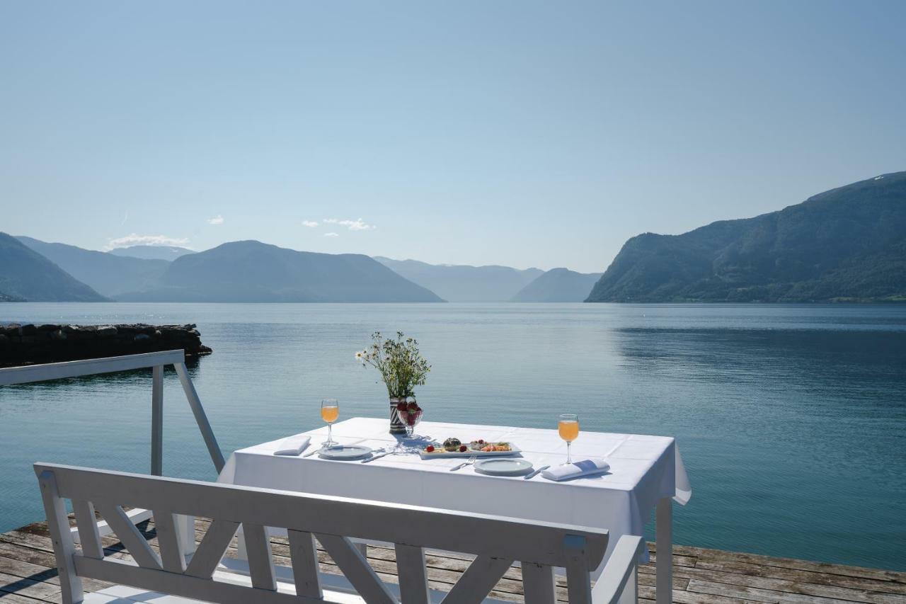 Leikanger Fjordhotel - Unike Hoteller Leikanger (Sogn og Fjordane) Exterior foto