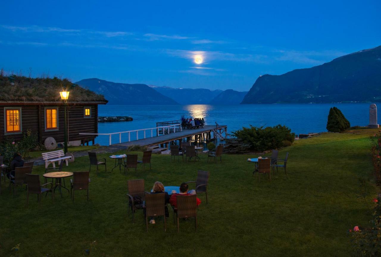 Leikanger Fjordhotel - Unike Hoteller Leikanger (Sogn og Fjordane) Exterior foto