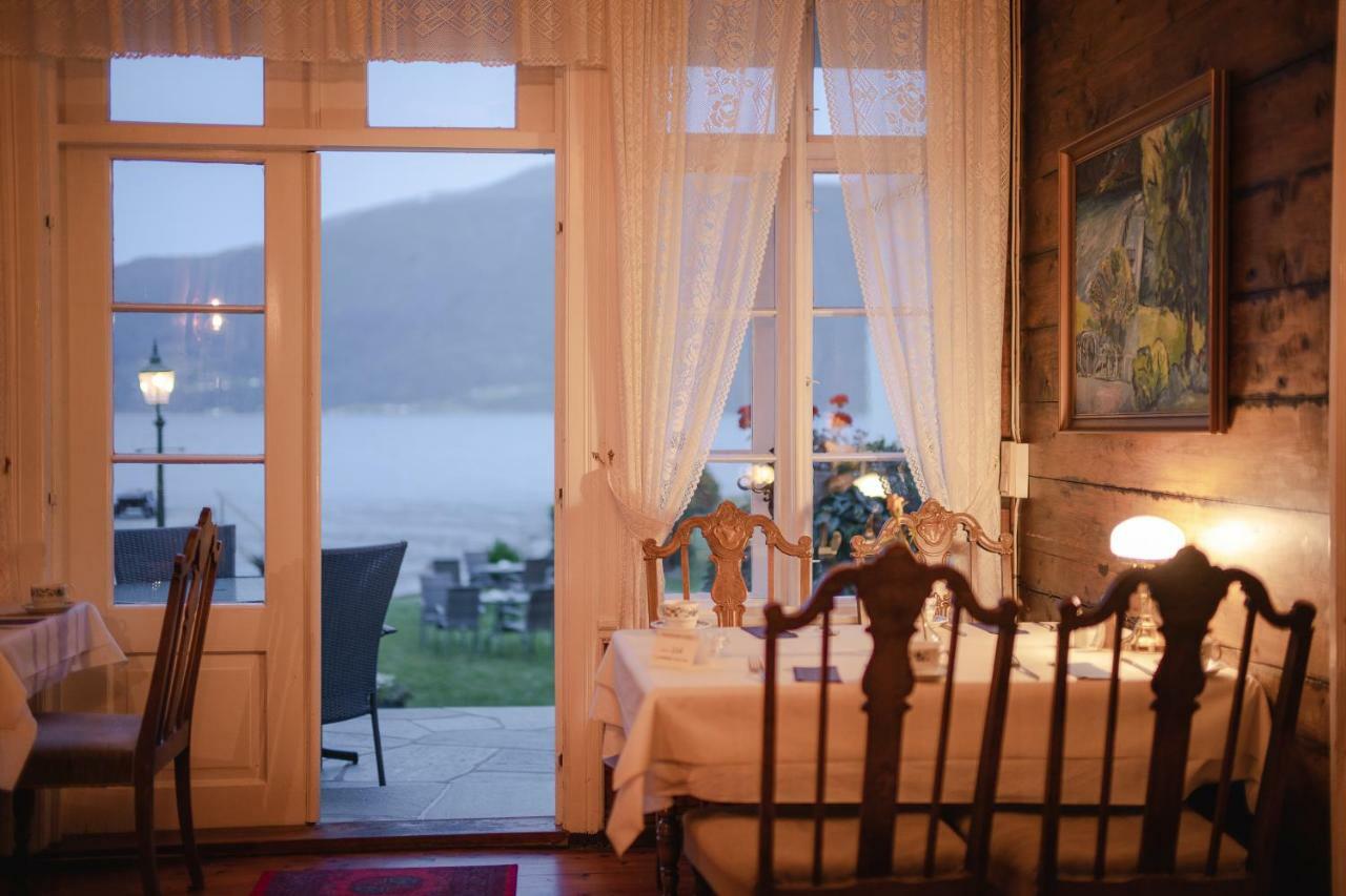 Leikanger Fjordhotel - Unike Hoteller Leikanger (Sogn og Fjordane) Exterior foto