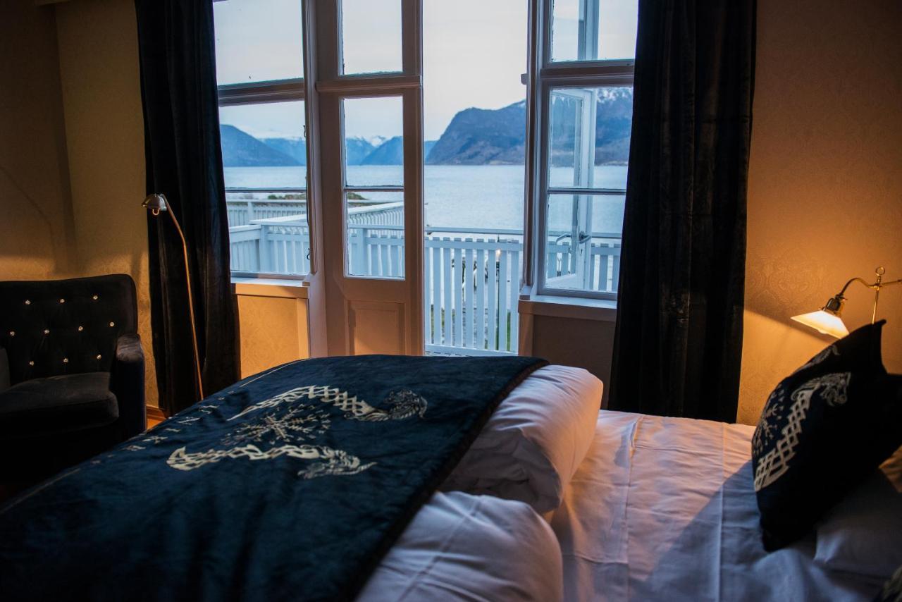 Leikanger Fjordhotel - Unike Hoteller Leikanger (Sogn og Fjordane) Exterior foto